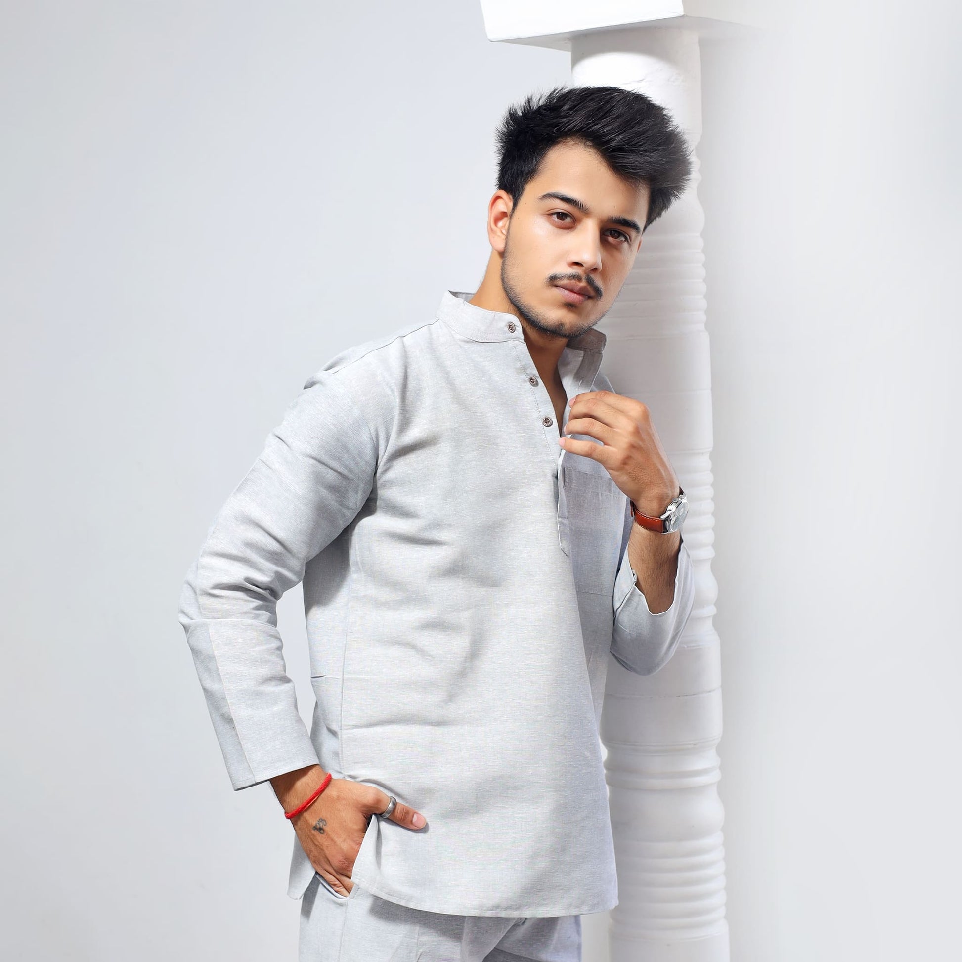 Grey Solid Full Sleeves Khadi Cotton Short Kurta styled look