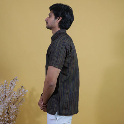 Side view of black thread line patterned short khadi kurta with half sleeves